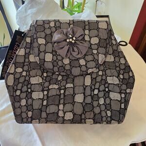 NIB Champagne Italy shades of grey "pebbles" hexagon purse